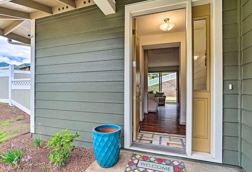 Modern Waianae Home W/ Mountain & Valley View