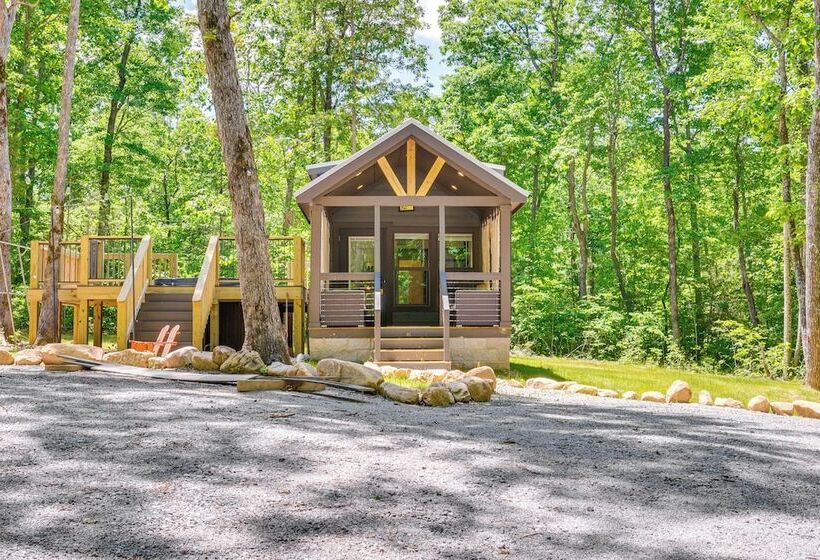 Monteagle Cabin W/ Swim Spa, Sauna & Fire Pit!