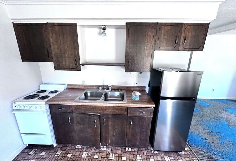 מוטל Budget Host Inn Manistique