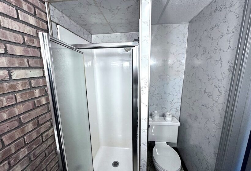 מוטל Budget Host Inn Manistique