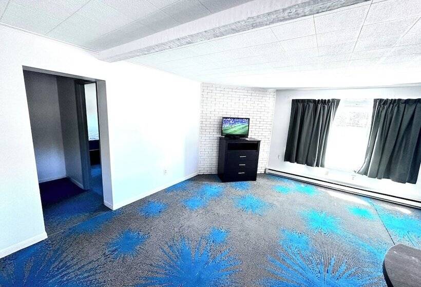 מוטל Budget Host Inn Manistique