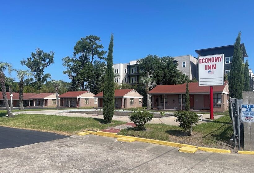 فندق على الطريق Economy Inn Jacksonville