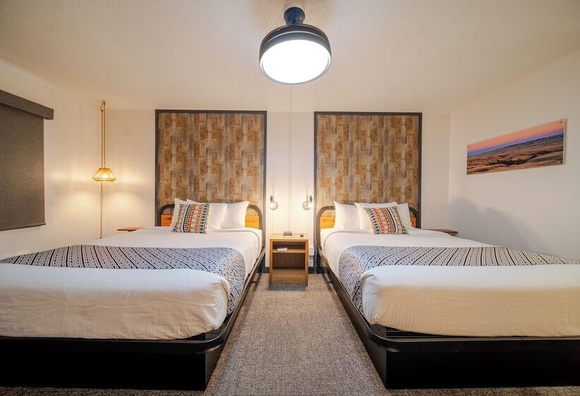 فندق على الطريق Hansen Inn And Cabins