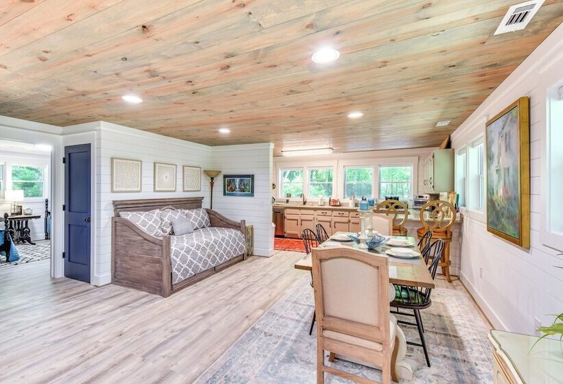 Mountain Escape W/ Gas Grill Near Lake Burton!