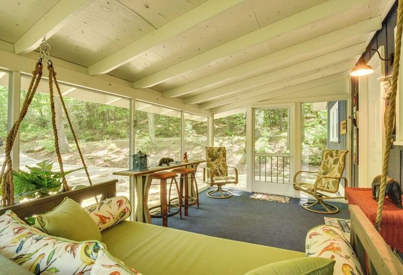 Mountain Escape W/ Gas Grill Near Lake Burton!