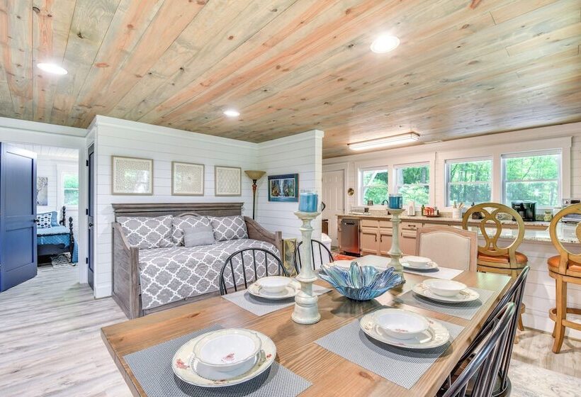 Mountain Escape W/ Gas Grill Near Lake Burton!