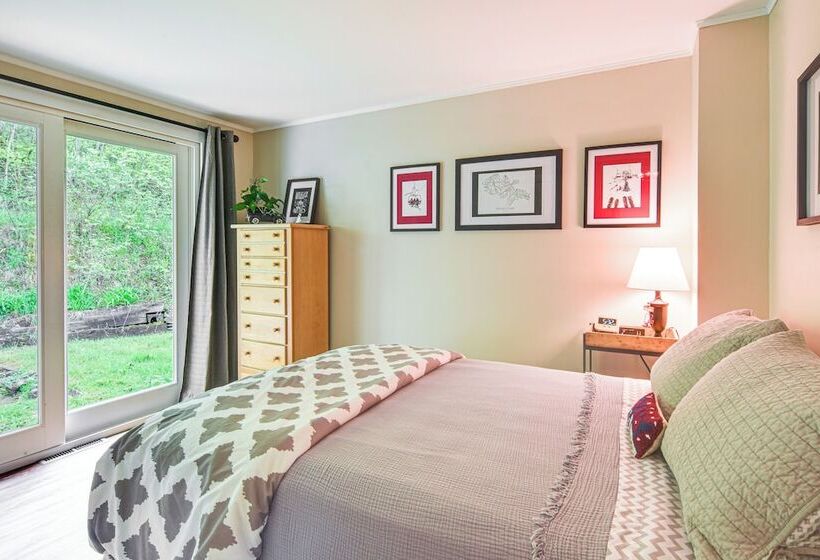 Mountain View Home In Great Valley W/ Large Yard!