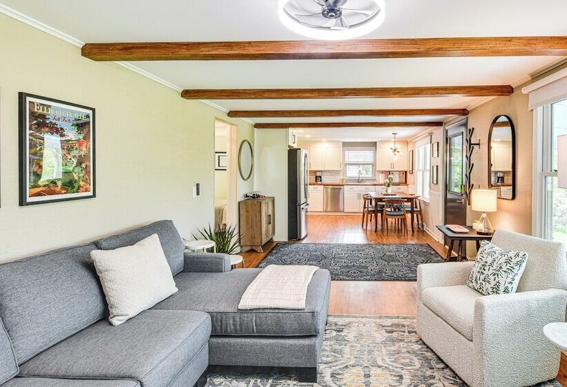 Mountain View Home In Great Valley W/ Large Yard!