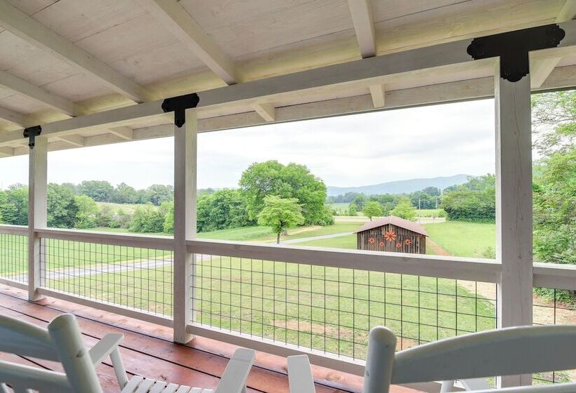 Newport Retreat: 12 Mi To Great Smoky Mountains!