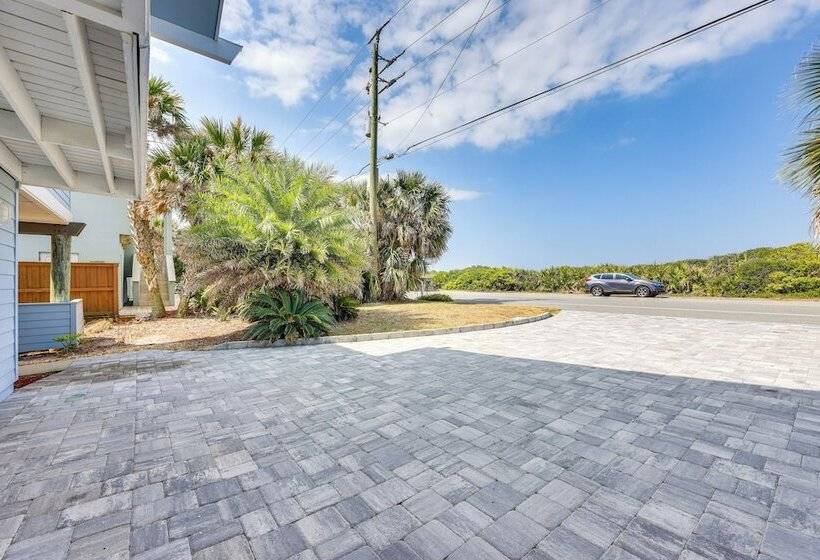 Oceanfront Ponte Vedra Beach Home W/ Deck & Views!