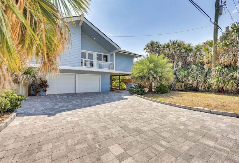Oceanfront Ponte Vedra Beach Home W/ Deck & Views!