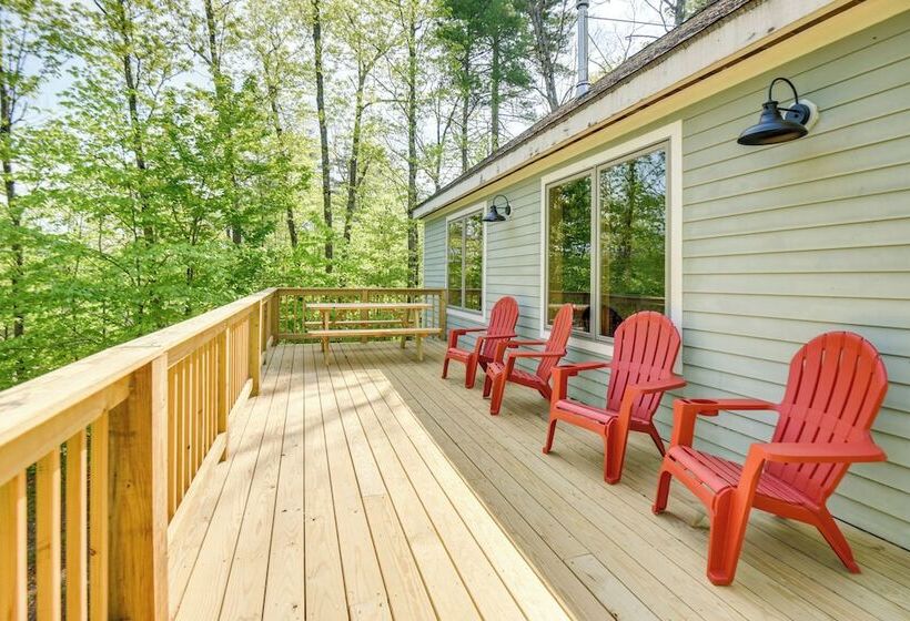 Peaceful Conway Home W/ Fire Pit & Grill