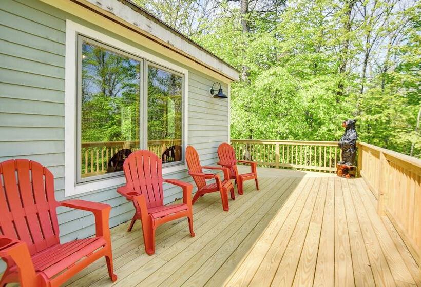 Peaceful Conway Home W/ Fire Pit & Grill