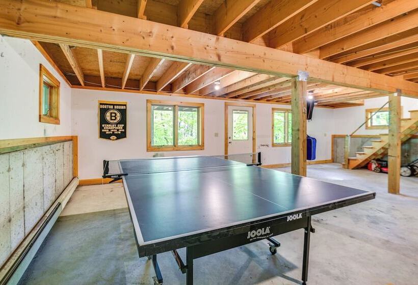 Peaceful Conway Home W/ Fire Pit & Grill