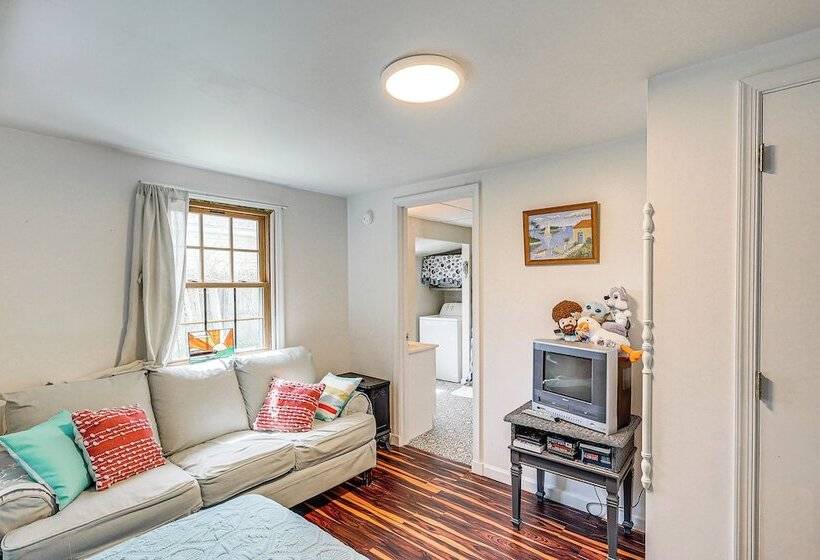 Peaceful Countryside Home ~ 6 Mi To Lewes Beach!