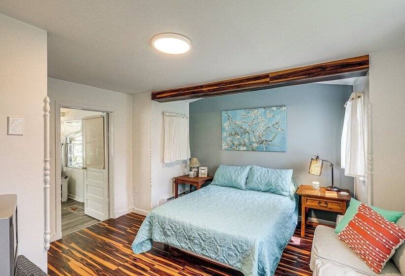 Peaceful Countryside Home ~ 6 Mi To Lewes Beach!