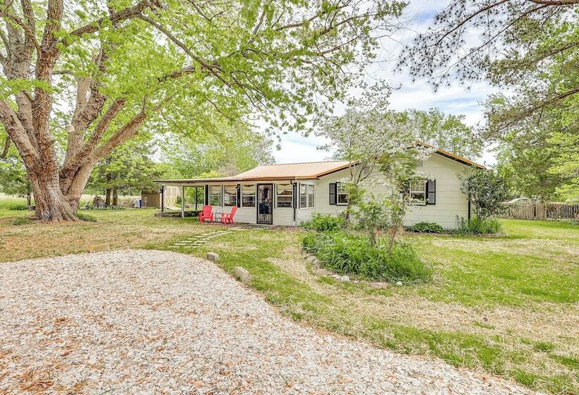 Peaceful Countryside Home ~ 6 Mi To Lewes Beach!