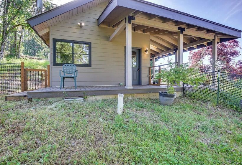 Peaceful Eugene Country Cottage W/ Mountain Views