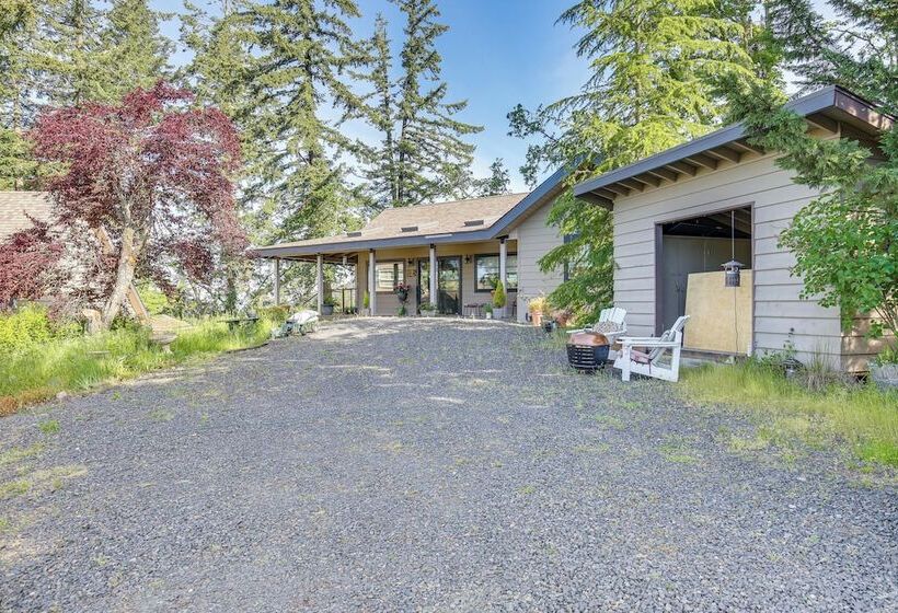 Peaceful Eugene Country Cottage W/ Mountain Views