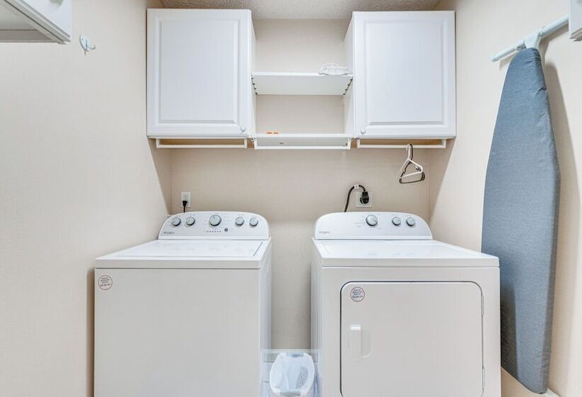 Peaceful Panama City Home W/ Fenced Backyard!