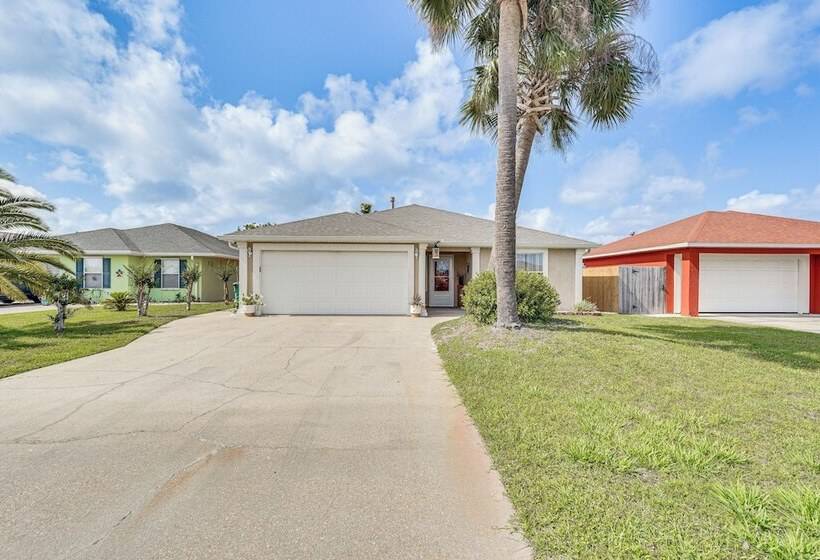 Peaceful Panama City Home W/ Fenced Backyard!