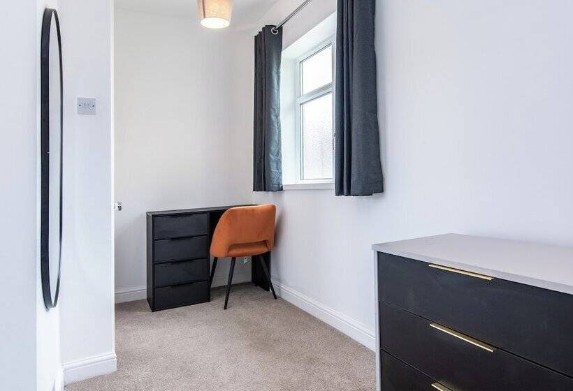 بنسيون Bramcote House