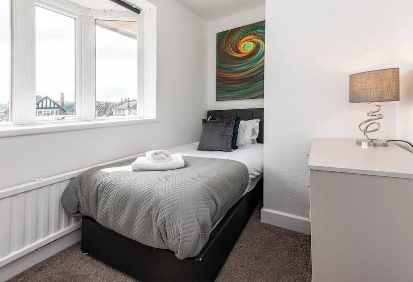 بنسيون Bramcote House