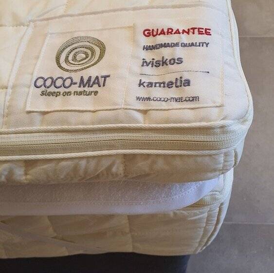 펜션 Cardamilia Suites