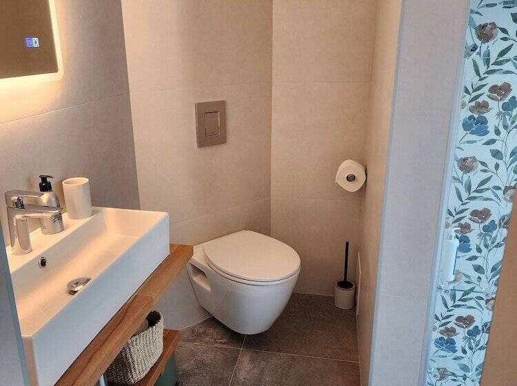 ペンション La Belle Histoire