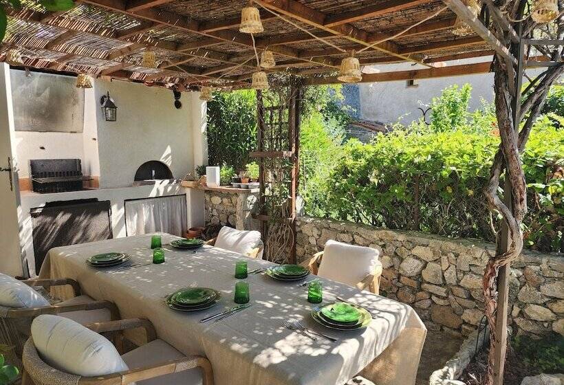 ペンション La Belle Histoire