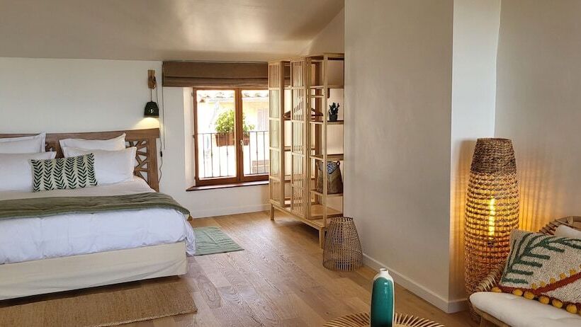 ペンション La Belle Histoire