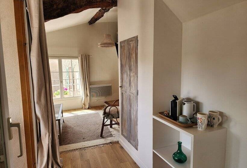 ペンション La Belle Histoire