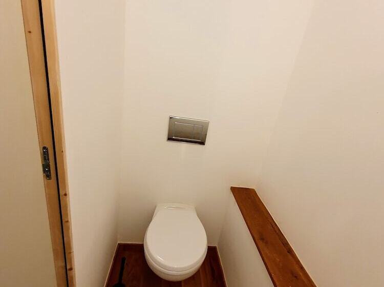 Пансион La Maison Folia