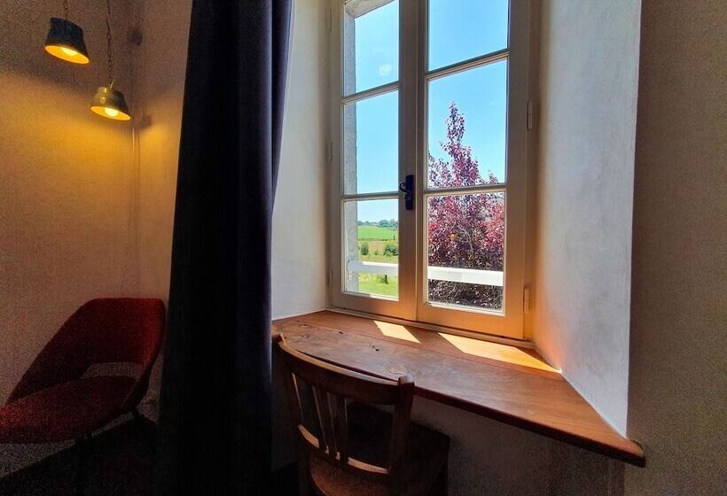 Пансион La Maison Folia