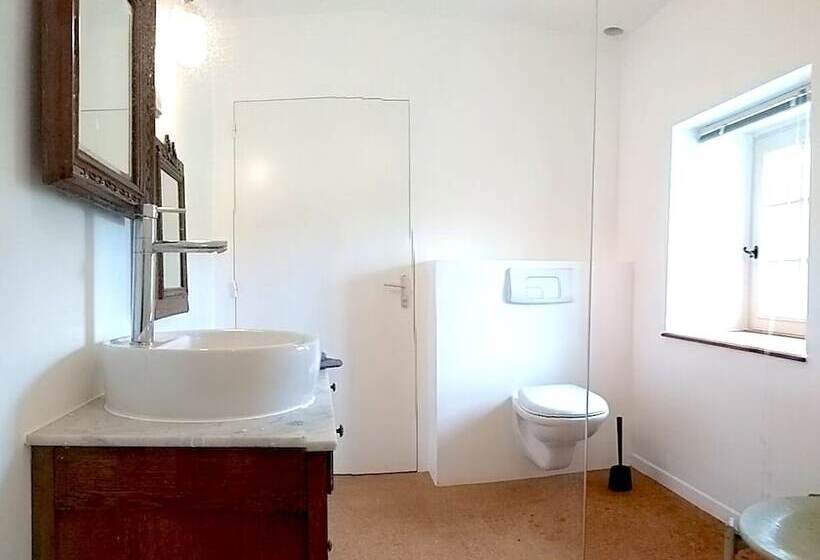 Пансион La Maison Folia