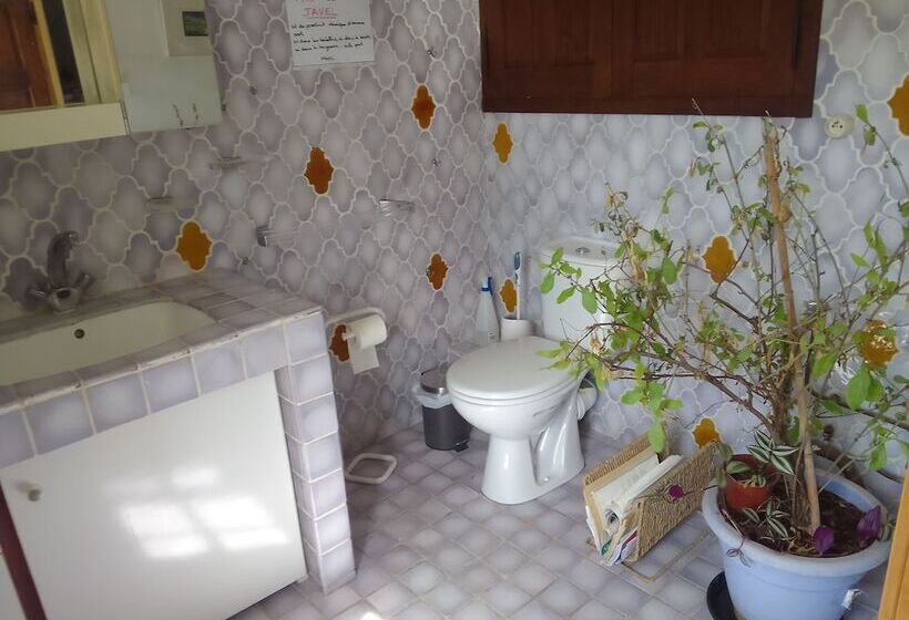 膳宿费 Les Favouilles