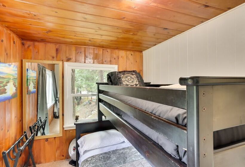 Pet Friendly California Abode W/ Fenced In Yard!