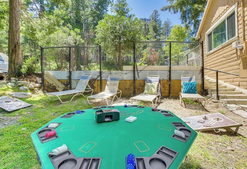 Pet Friendly California Abode W/ Fenced In Yard!