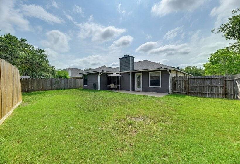 Pet Friendly Corpus Christi Home: 12 Mi To Beach!