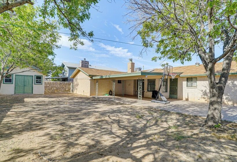 Pet Friendly El Paso Home ~ 9 Mi To Fort Bliss!