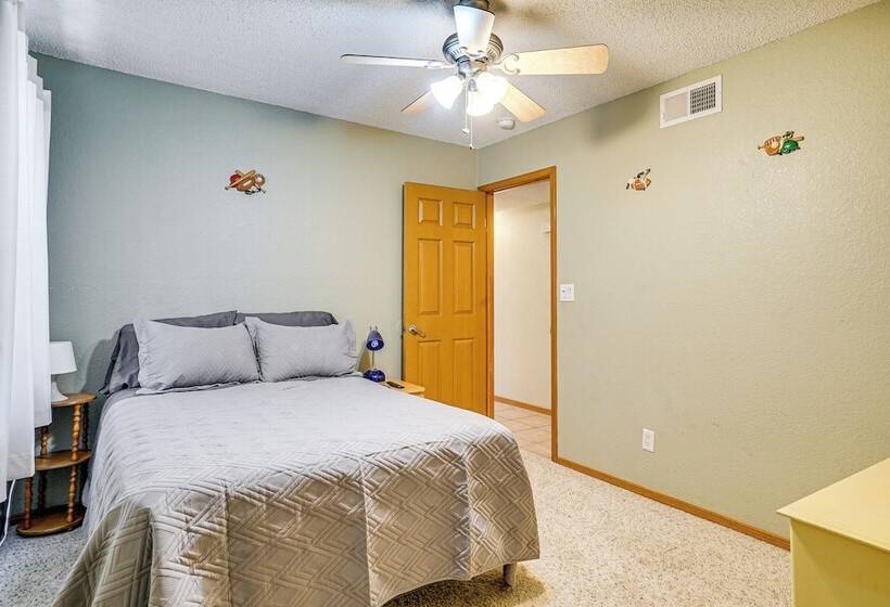 Pet Friendly El Paso Home ~ 9 Mi To Fort Bliss!