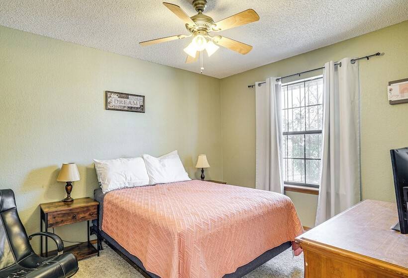 Pet Friendly El Paso Home ~ 9 Mi To Fort Bliss!