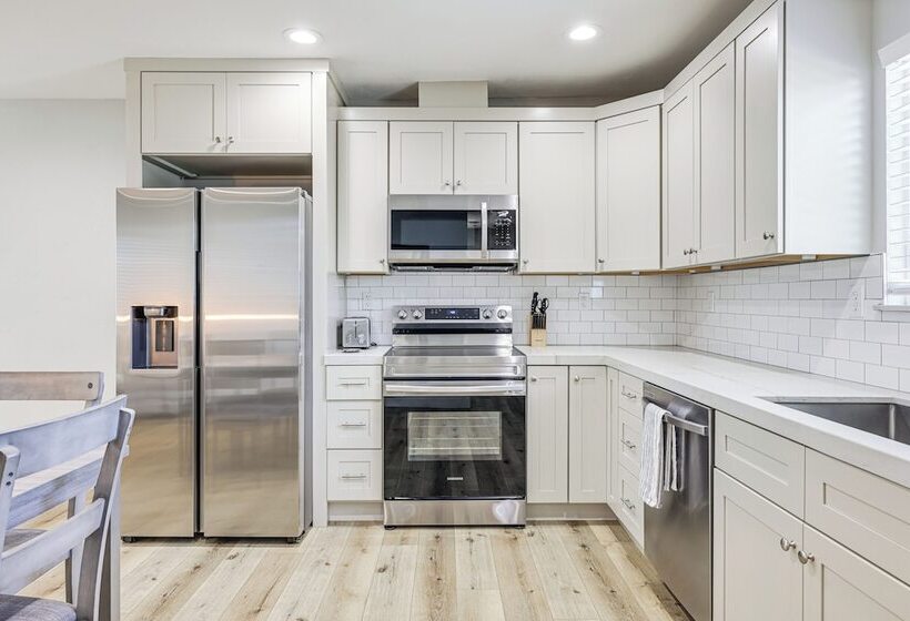 Pet Friendly Hughson Getaway, 9 Mi To Modesto!