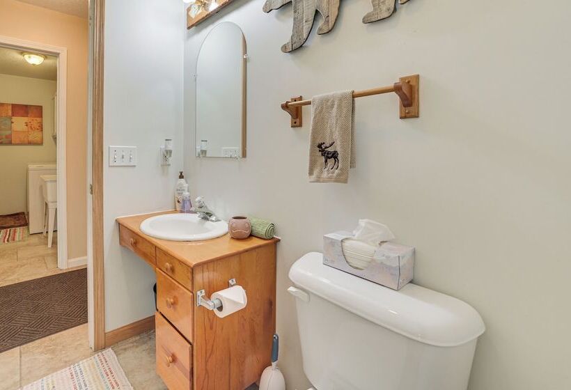 Pet Friendly Kalkaska Home ~ 19 Mi To Torch Lake!