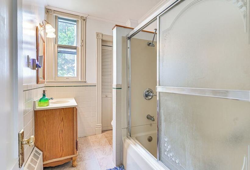 Family Home W/ Yard & Fire Pit In Middleburgh!