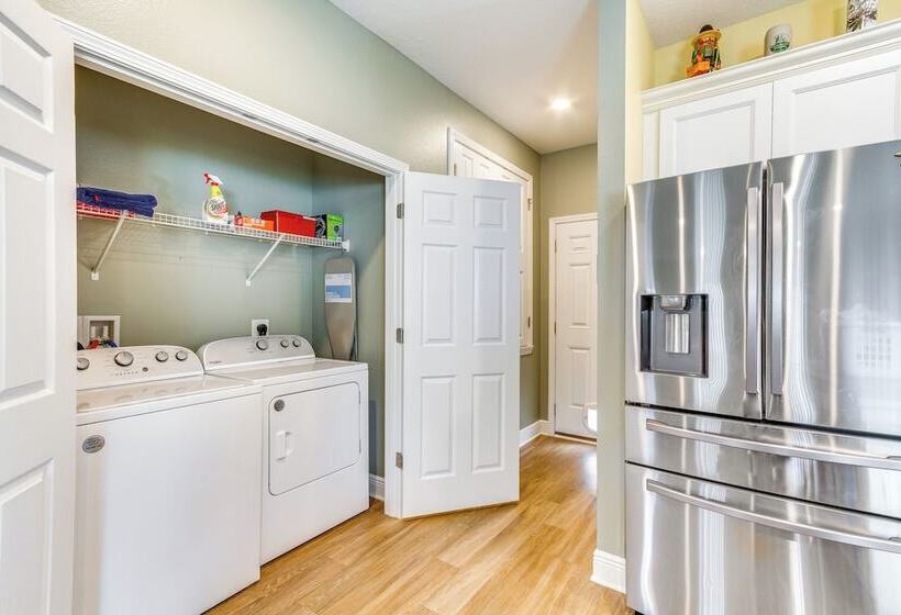 Pet Friendly Pensacola Home ~ 2 Mi To Bruce Beach!