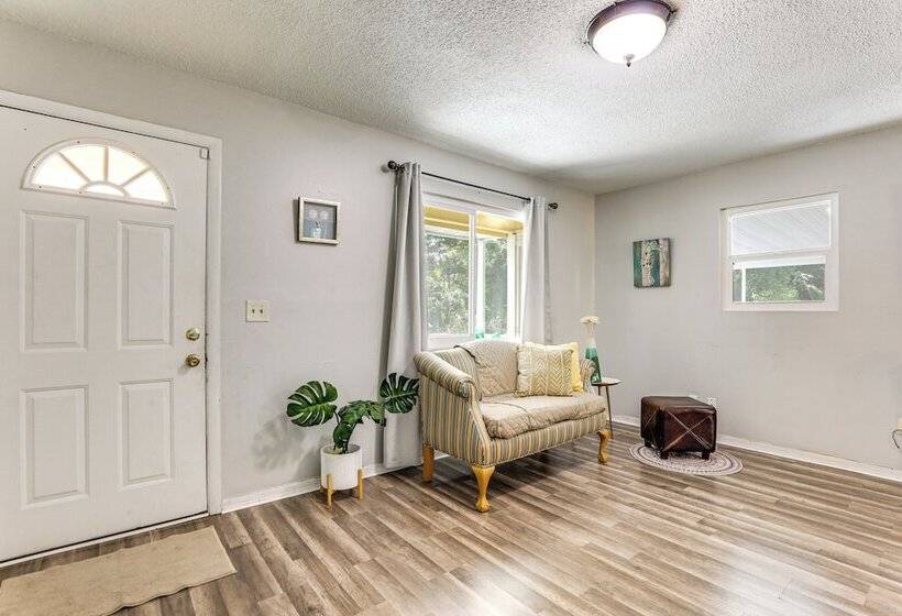 Pet Friendly Port Charlotte Home: 6 Mi To Beach!