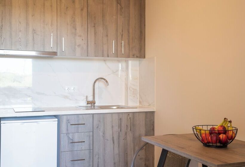 Philippos Residences