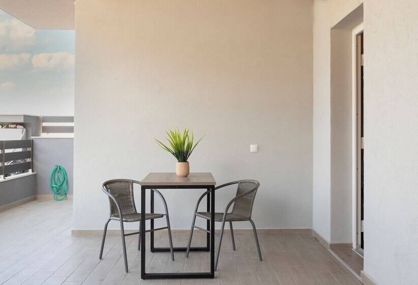 Philippos Residences