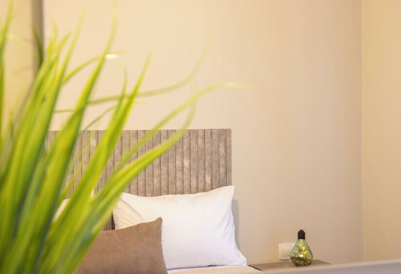 Philippos Residences